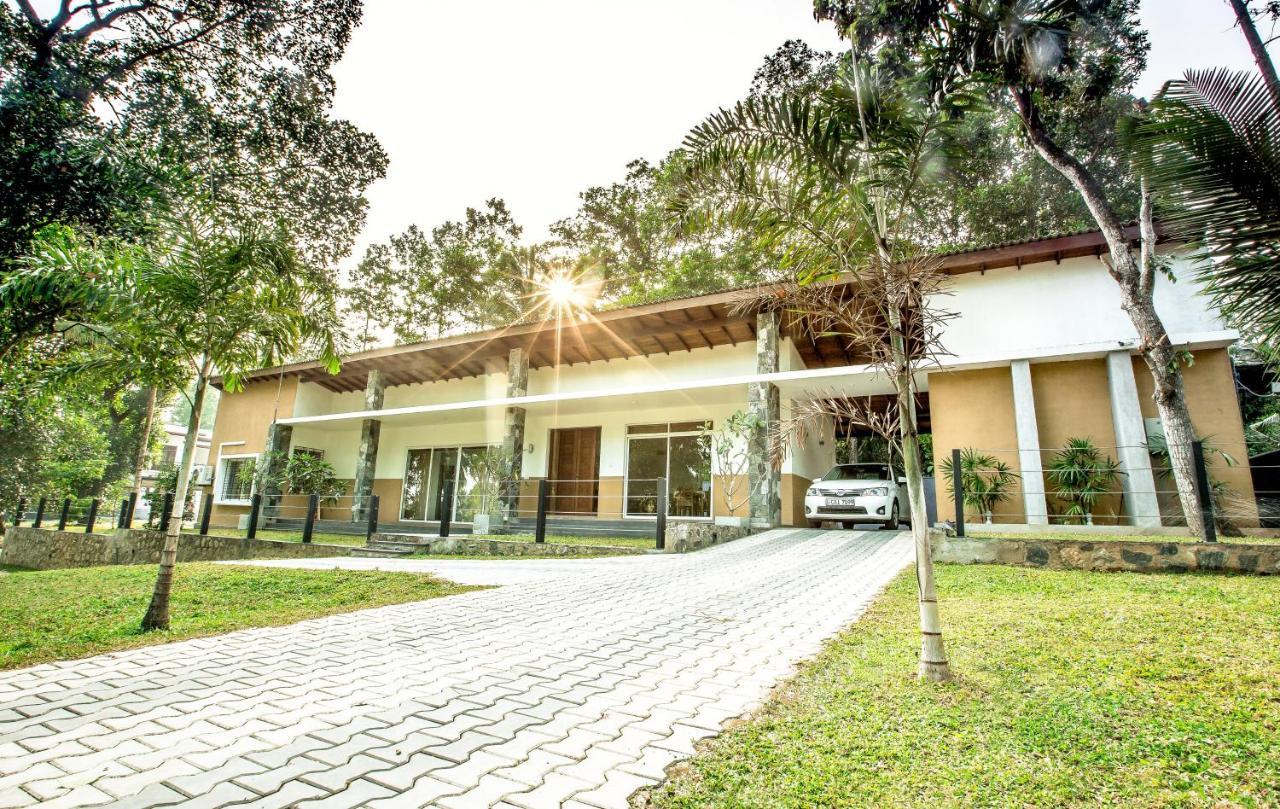 Temple Pond Villa Colombo Piliyandala Exteriér fotografie